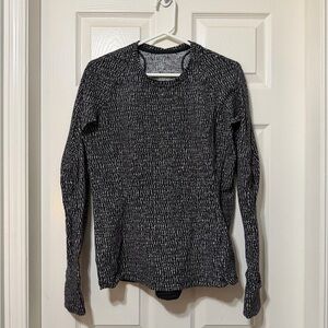 Lululemon runderful long sleeve size 12 euc